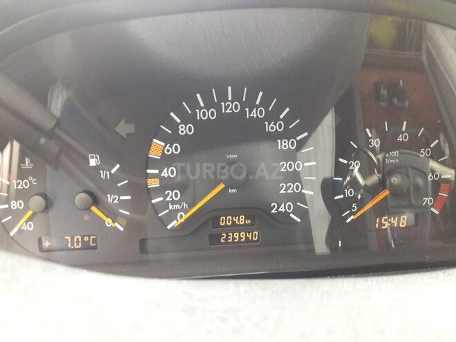 Mercedes C 180 1999, 239,900 km - 1.8 л - Bakı