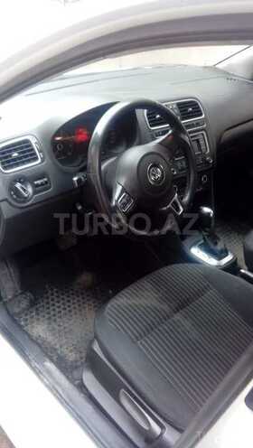 Volkswagen Polo 2014, 207,000 km - 1.6 l - Bakı