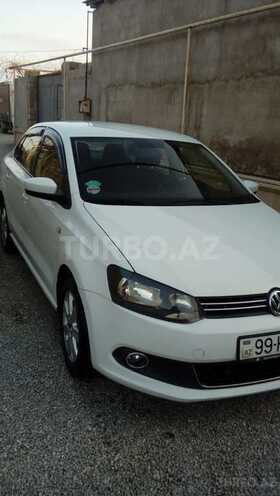 Volkswagen Polo 2014, 207,000 km - 1.6 l - Bakı