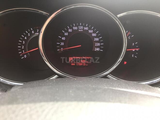 Kia Sorento 2010, 176,000 km - 2.4 л - Bakı