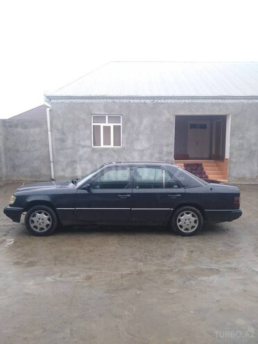 Mercedes E 230 1991, 383,500 km - 2.3 л - Şəmkir