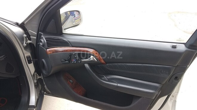 Mercedes S 320 2000, 302,000 km - 3.2 л - Bakı