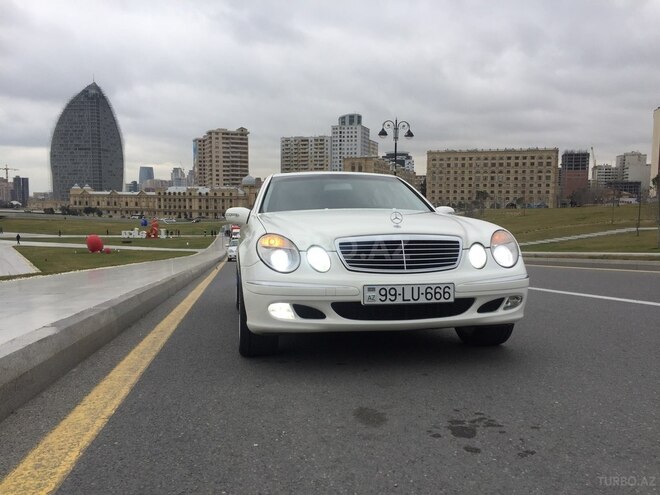 Mercedes E 240 2002, 100,302 km - 2.6 l - Bakı