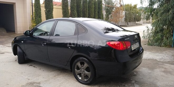 Hyundai Elantra 2009, 212,800 km - 2.0 l - Bakı