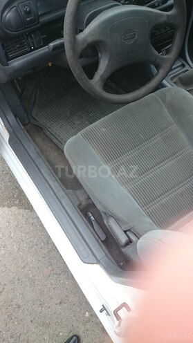 Nissan Bluebird 1997, 125,000 km - 2.0 l - Tovuz