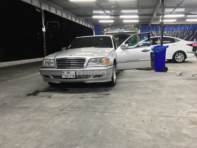 Mercedes C 230 1999, 217,000 km - 2.3 l - Bakı