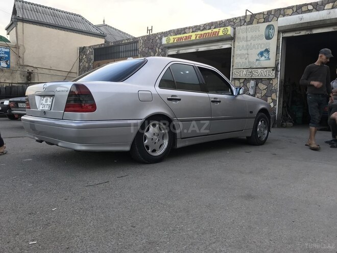 Mercedes C 230 1999, 217,000 km - 2.3 l - Bakı