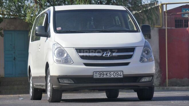 Hyundai H-1 2009, 270,000 km - 2.5 l - Bakı