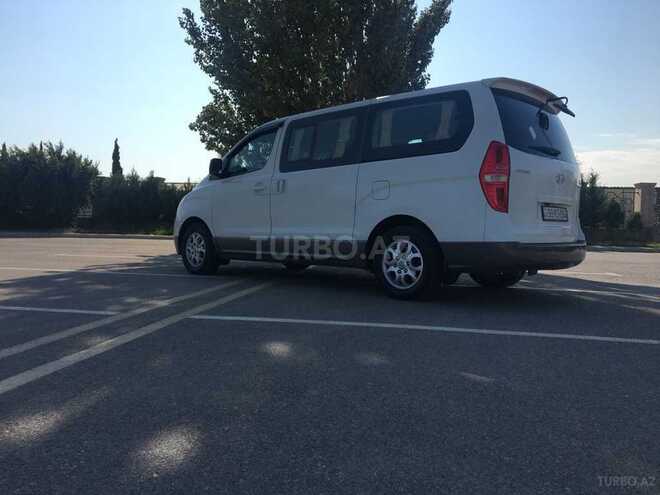 Hyundai H-1 2009, 270,000 km - 2.5 l - Bakı