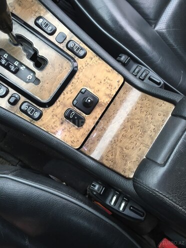 Mercedes E 280 1999, 240,000 km - 2.8 l - Bakı