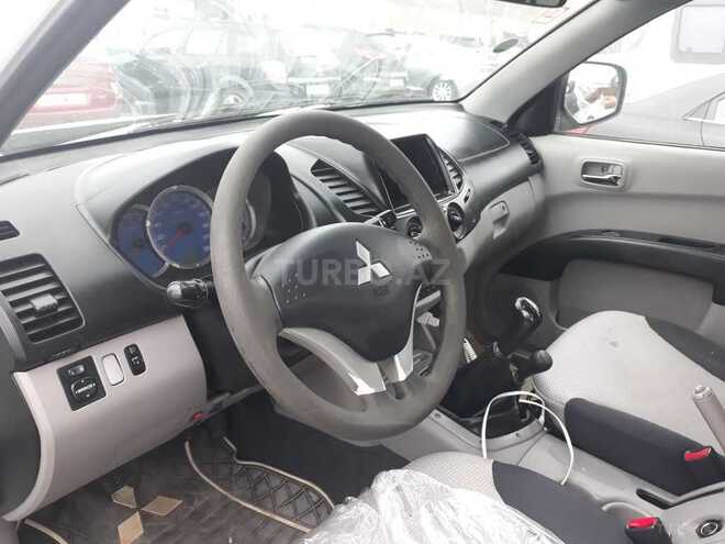 Mitsubishi L200 2008, 354,000 km - 2.5 л - Bakı