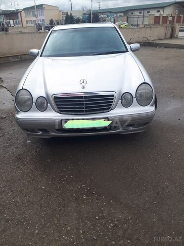 Mercedes E 240 2000, 207,000 km - 2.6 l - Xaçmaz