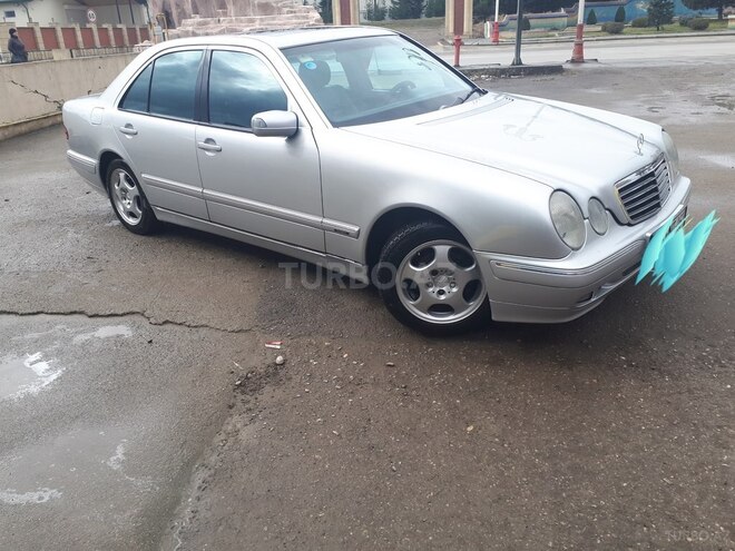 Mercedes E 240 2000, 207,000 km - 2.6 l - Xaçmaz