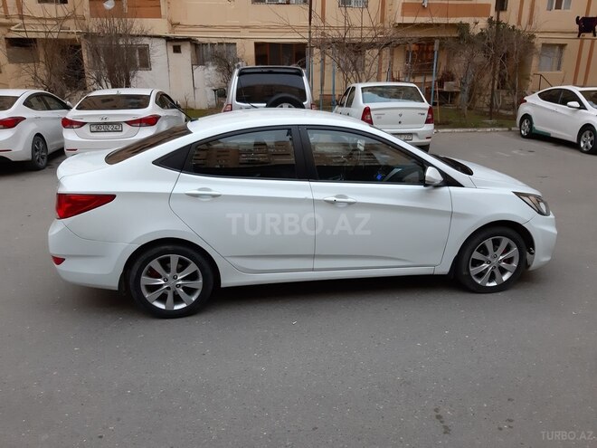 Hyundai Accent 2011, 177,000 km - 1.6 l - Bakı