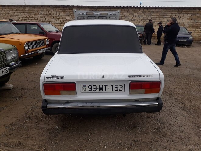 LADA (VAZ) 2107 2009, 193,000 km - 1.6 л - Bakı