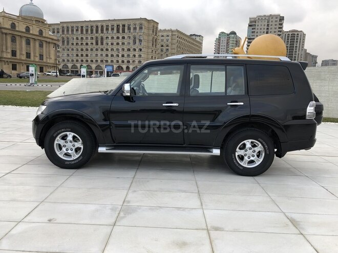 Mitsubishi Pajero 2007, 133,000 km - 3.0 l - Bakı