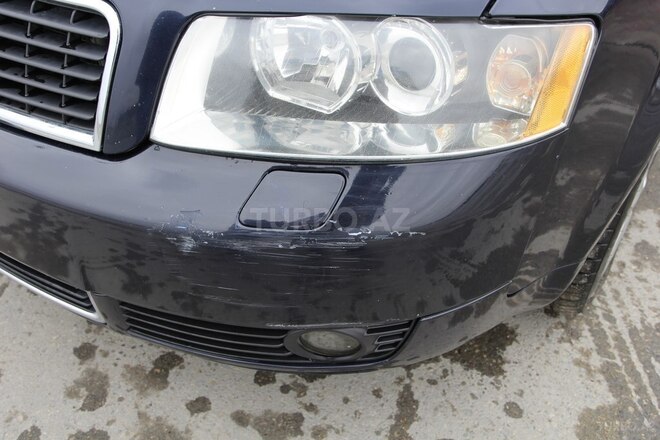 Audi A4 2003, 418,000 km - 1.8 l - Bakı