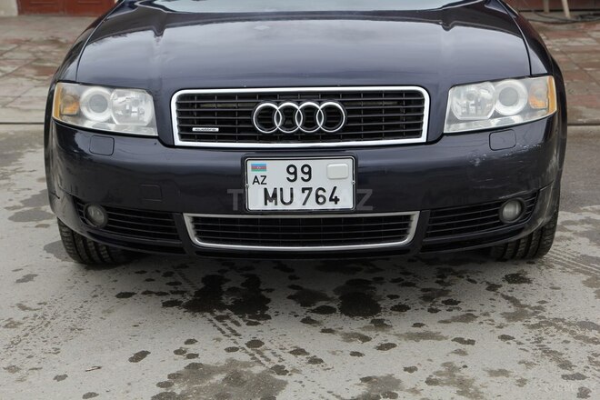 Audi A4 2003, 418,000 km - 1.8 l - Bakı
