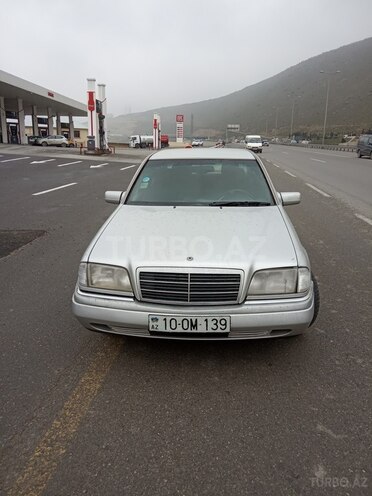 Mercedes C 220 1995, 330,000 km - 2.2 l - Bakı