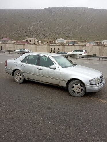 Mercedes C 220 1995, 330,000 km - 2.2 l - Bakı