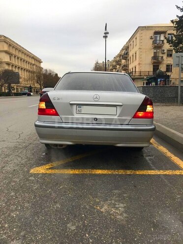 Mercedes C 240 1998, 313,333 km - 2.4 l - Bakı