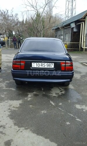 Opel Vectra 1995, 335,179 km - 1.8 l - Qax