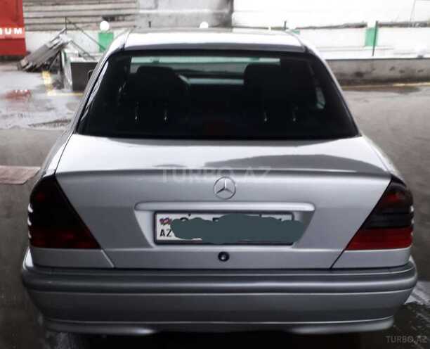 Mercedes C 180 2000, 195,000 km - 1.8 l - Gəncə
