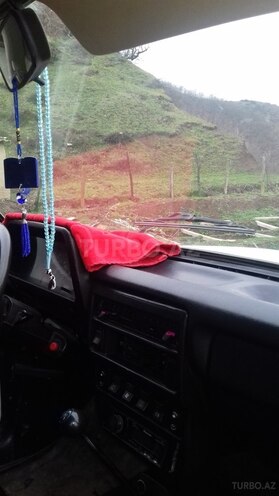LADA (VAZ) Niva 2011, 107,000 km - 1.7 л - Lerik