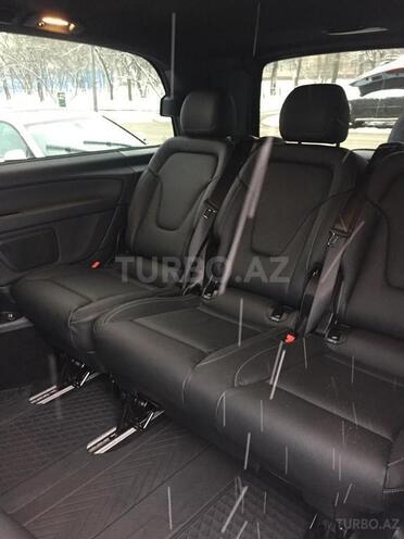Mercedes V 220 2018, 15,000 km - 2.2 l - Bakı