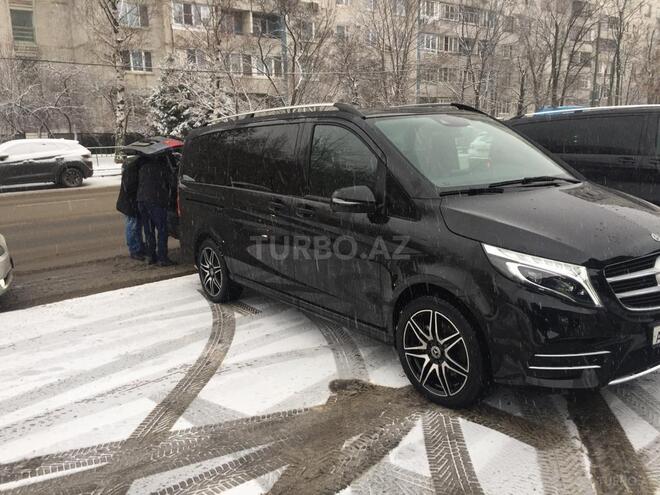 Mercedes V 220 2018, 15,000 km - 2.2 l - Bakı