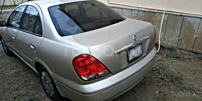 Nissan Sunny 2004, 230,000 km - 1.6 л - Bakı