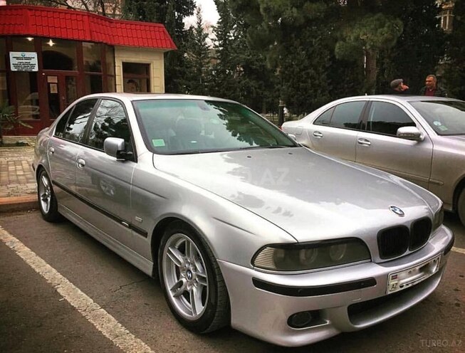 BMW 530 2001, 299,457 km - 3.0 l - Xırdalan