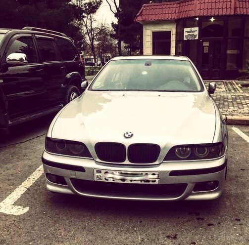BMW 530 2001, 299,457 km - 3.0 l - Xırdalan
