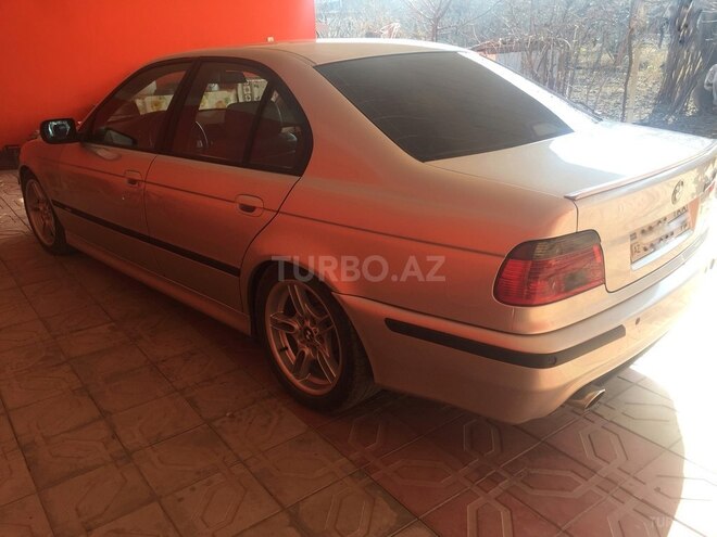 BMW 530 2001, 299,457 km - 3.0 l - Xırdalan