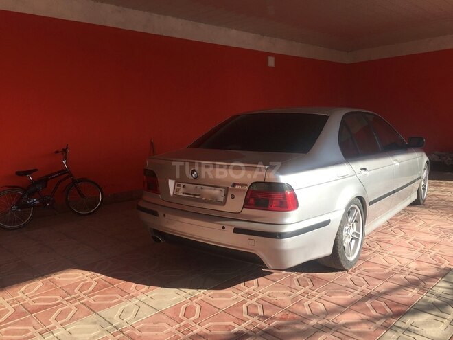 BMW 530 2001, 299,457 km - 3.0 l - Xırdalan