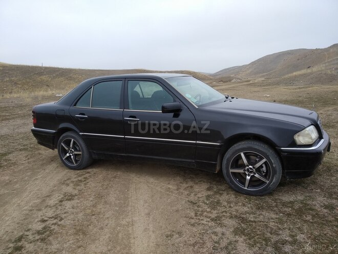 Mercedes C 230 1999, 213,550 km - 2.3 l - Qazax