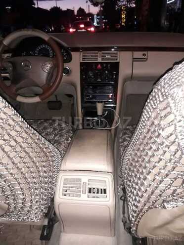 Mercedes E 220 2000, 334,000 km - 2.2 л - Gəncə