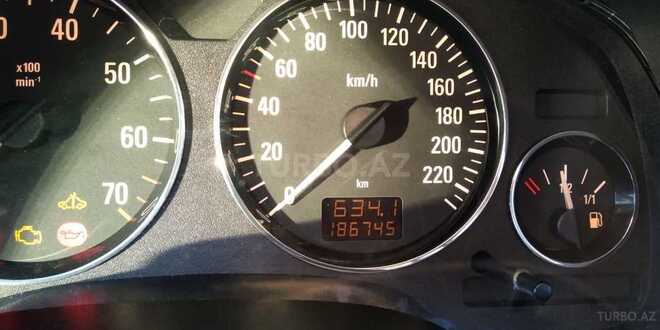 Opel Astra 2002, 188,000 km - 1.6 l - Şəki