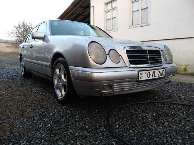 Mercedes E 240 1998, 471,258 km - 2.4 l - Göyçay