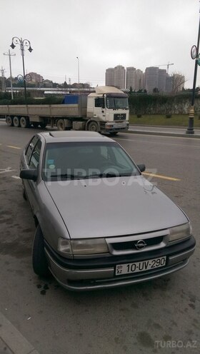 Opel Vectra 1995, 286,000 km - 1.8 l - Bakı