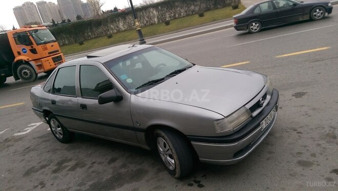 Opel Vectra 1995, 286,000 km - 1.8 l - Bakı