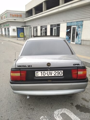 Opel Vectra 1995, 286,000 km - 1.8 l - Bakı