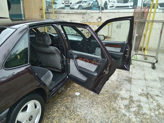 Opel Vectra 1994, 332,123 km - 2.0 l - Bakı