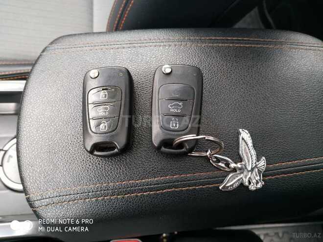 Kia Sportage 2012, 83,200 km - 2.0 l - Bakı