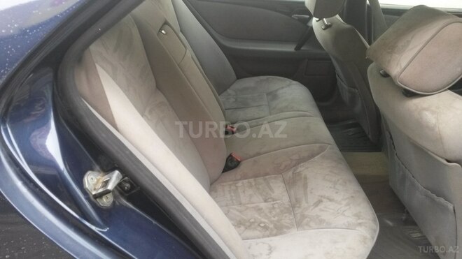 Mercedes E 230 1995, 233,300 km - 2.3 l - Bakı