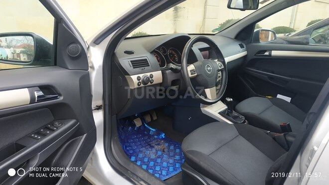 Opel Astra 2007, 192,000 km - 1.9 л - Zaqatala