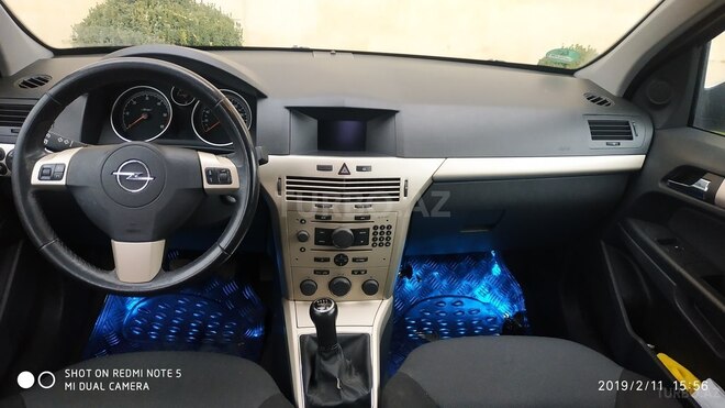 Opel Astra 2007, 192,000 km - 1.9 л - Zaqatala