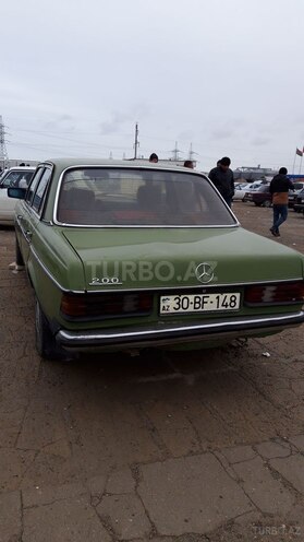 Mercedes 200 1984, 200,889 km - 2.0 l - Bakı