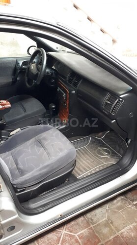 Opel Vectra 1996, 321,000 km - 2.5 l - Gəncə