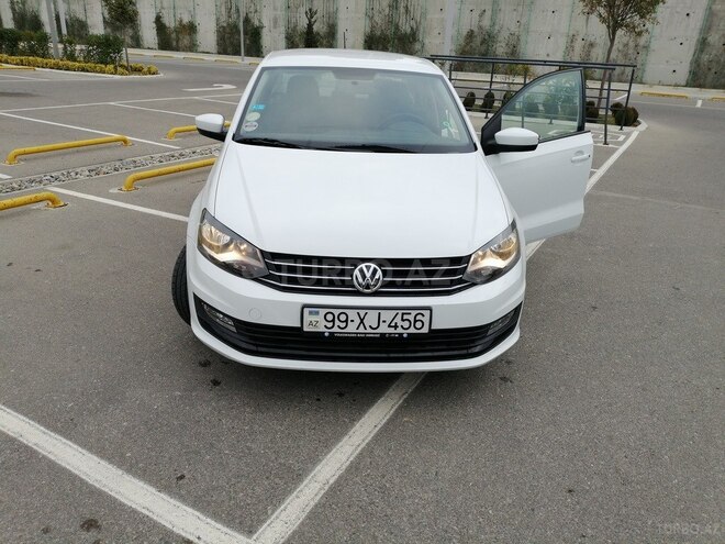 Volkswagen Polo 2015, 65,500 km - 1.6 l - Bakı